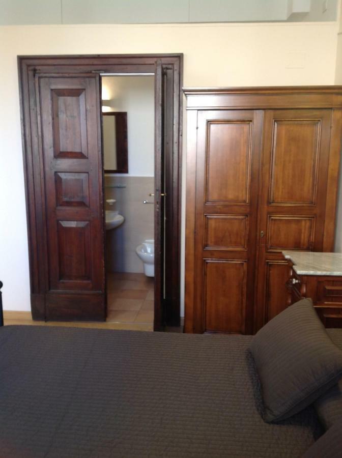 San Francesco Bedrooms ウルビーノ エクステリア 写真