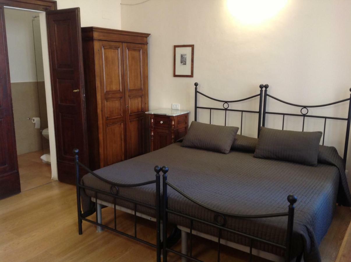 San Francesco Bedrooms ウルビーノ エクステリア 写真